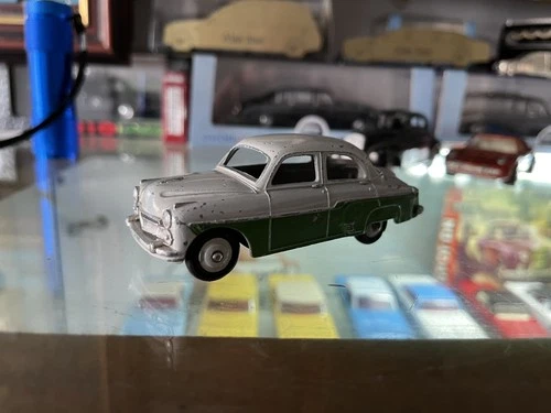 Vintage Dinky Toys 164 Vauxhall Cresta Saloon Original Green/Grey