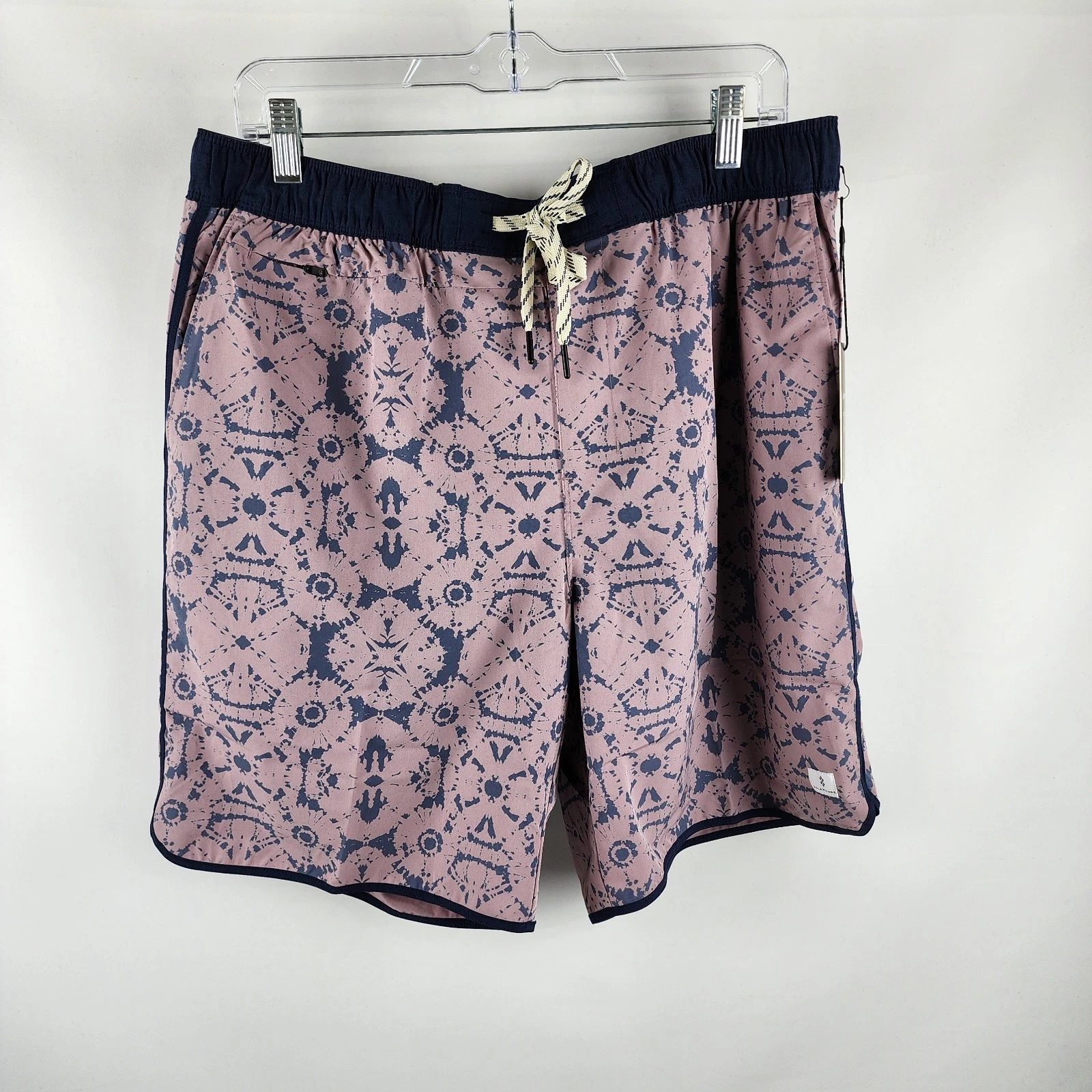 7 Diamonds Mens XL Multi 4 Way Core Active Shorts (34x8) NWT