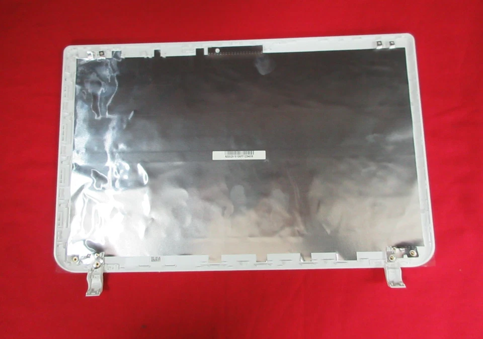 FUNDA TRASERA LCD ORIGINAL TOSHIBA SATELLITE L55-B L50-B A000291910 Foto 3 de 3