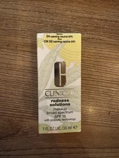 Clinique Redness Solutions Foundation Broad Spectrum Calming Neutral 04 52 15spf