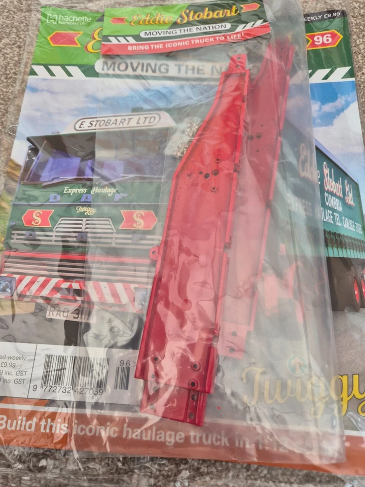 HACHETTE 1/12 Costruire il Proprio Tradizionale Eddie Ss Haulage Camion Tema 96 - Immagine 3 di 3