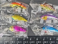 Akuna Crankbait Bush Whacker Lot Of 6