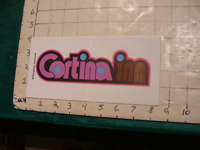 Vintage High Grade SKI brochure: KILLINGTON VT--CORTINA INN 1972