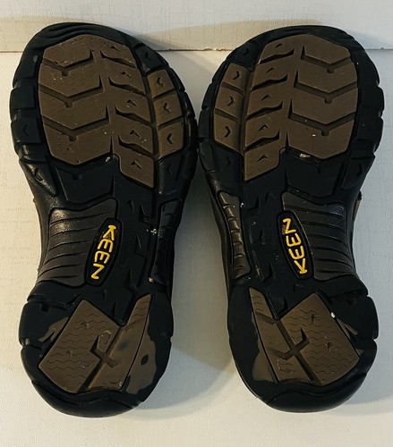 Keen Newport H2 Sandle Brown Outdoor Closed Toe Men's Size 9. - Picture 7 of 9