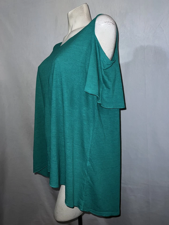 By Chicos Top Sz LP (2 Petite) Green Rayon Linen Blend Cold Shoulder Hi-Lo Tunic - Image 4 of 4