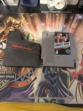 The Original Donkey Kong (NES, 1986) Arcade Classics Series 5 Screw W/Dust Cover