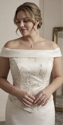 Brautkleid Couture Ivory Zweiteiler Exquisit Meerjungfrau mit Schleppe Gr: UK 12-14 