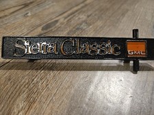 1975-1980 Gmc Truck Sierra Classic Dash Emblem Oem Gm