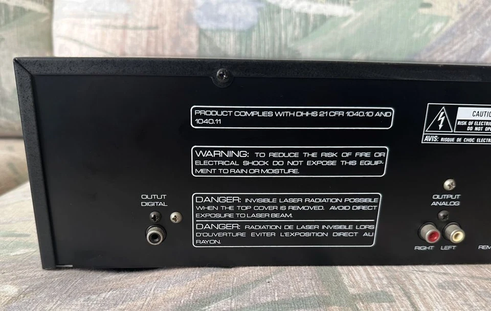 Rotel RCC-945 Compact 6-Disc Multi CD Changer w/ Manual - Works Good!! - Image 4 of 4