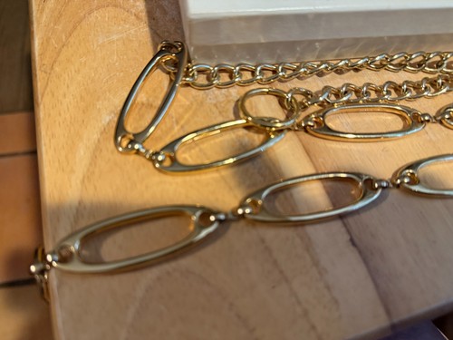 Vintage Gold Tone belt SHAPED SAFETY PIN 40"L( 26" PIN PART)REST CHAIN GOOD CLOS - Picture 2 of 3