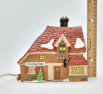 Department 56 Dickens Village Heritage Collection Lighted 