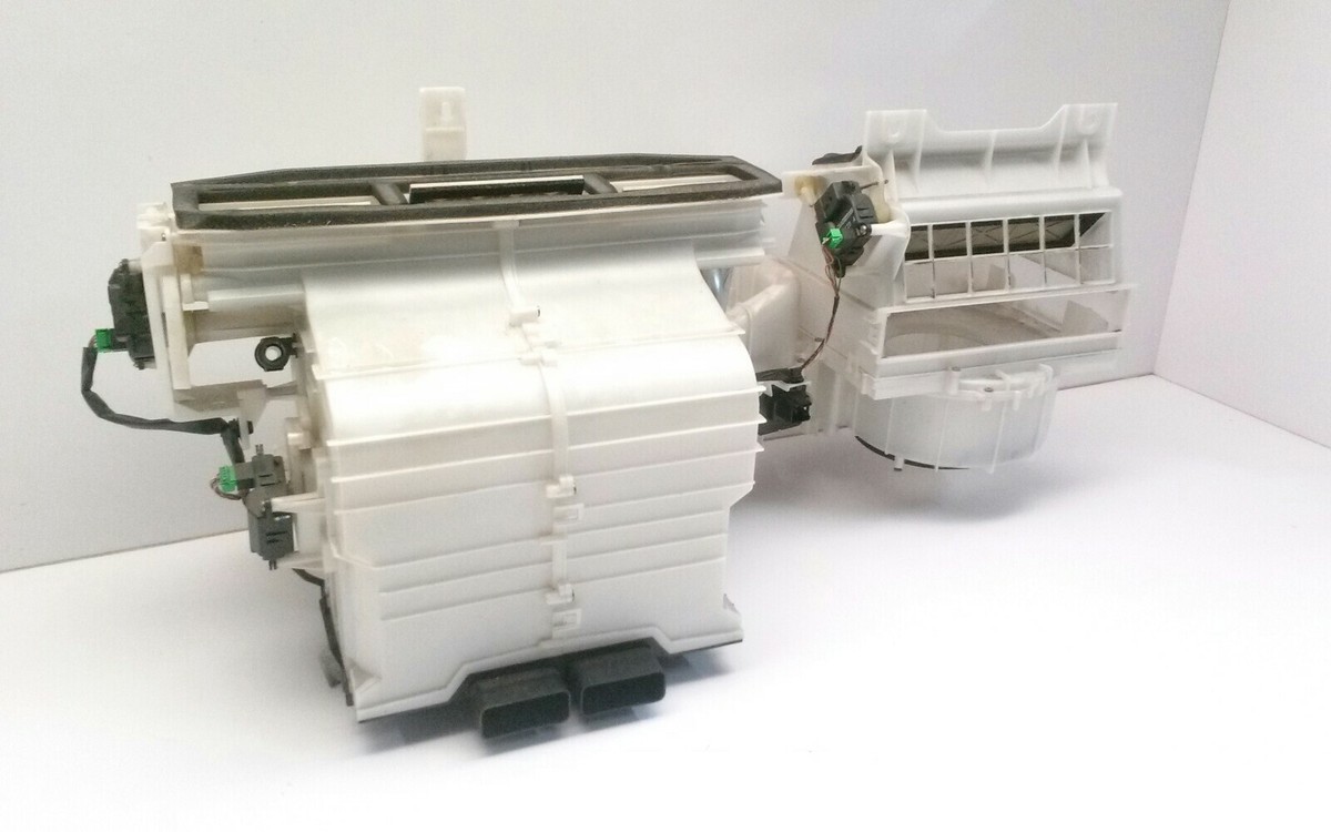 2006-2008 Suzuki Grand Vitara AC and heater assembly OEM