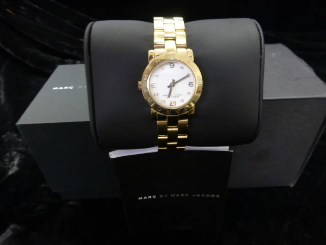 Marc Jacobs Gold Tone Stainless Steel Woman s Watch Serial