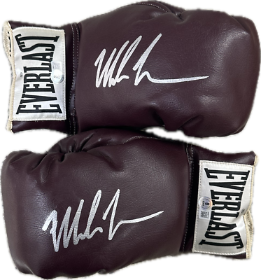 Guante De Box Tyson con certificado Beckett & Tyson - Vitrinas de