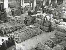 Original silver print, "Lavoro/Tappeti", 1966