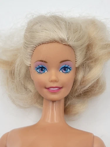 Nude #3580 VINTAGE 1987 Superstar Era DOCTOR BARBIE Blonde DOLL