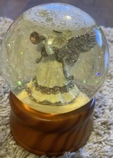 Musical Angel Snow Globe Excellent Condition
