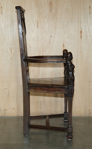PAIR OF ANTIQUE 1640 CAQUETOIRE CARVED WALNUT POLYCHROME PAINTED ARMCHAIRS - Picture 14 of 24