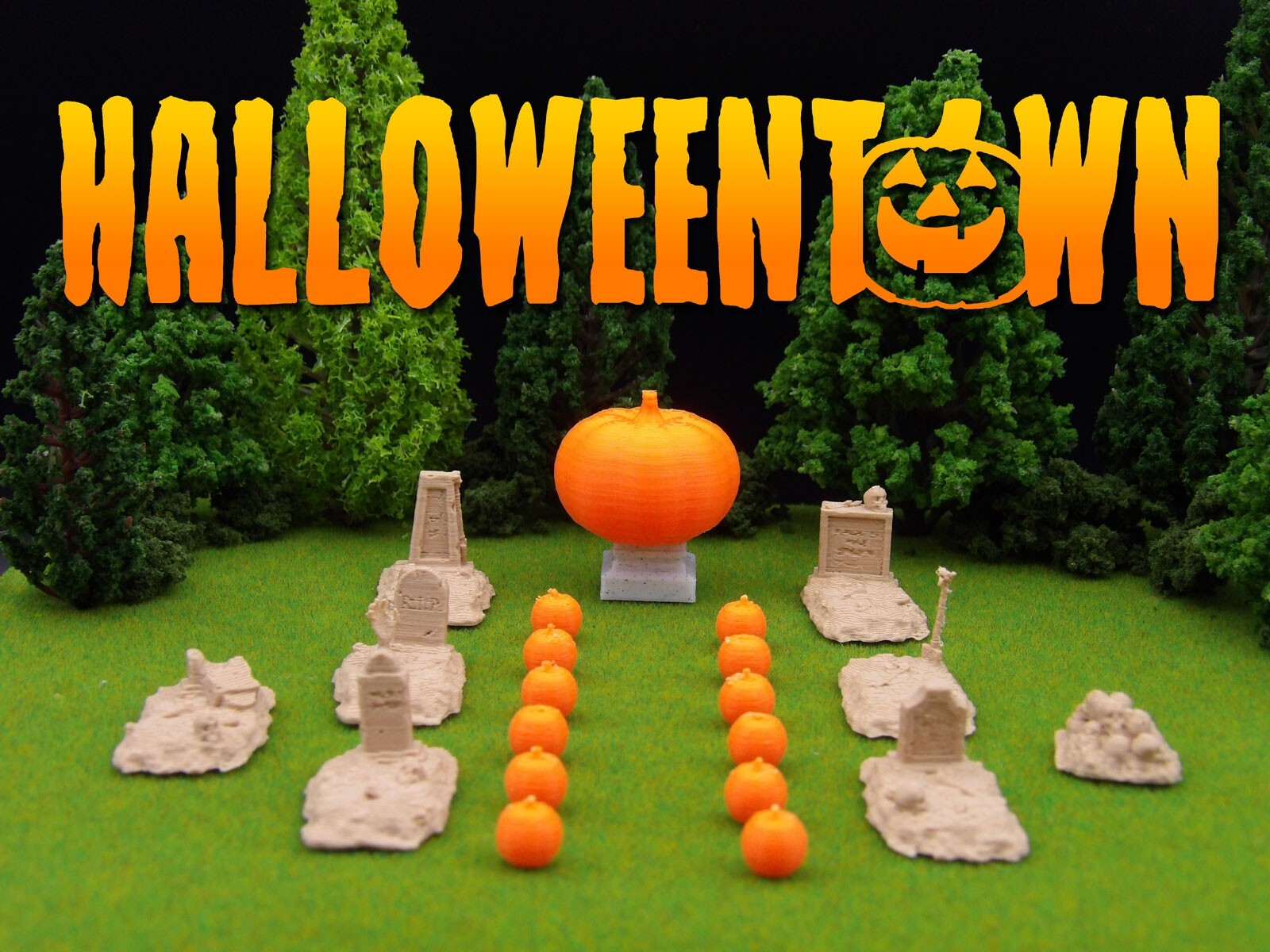 21 pc HO Scale 3D Model Railroad HalloweenTown, Halloween Town pieces