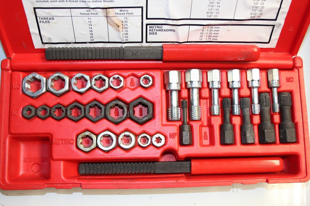 Snap-on RTD33 Fractional and Metric Rethreading Set Thread Chasers