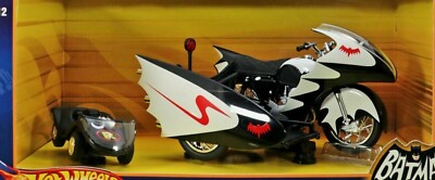 Hot Wheels Limited Edition 1:12 Batman & Robin 1966 Batcycle Sidecar Modell