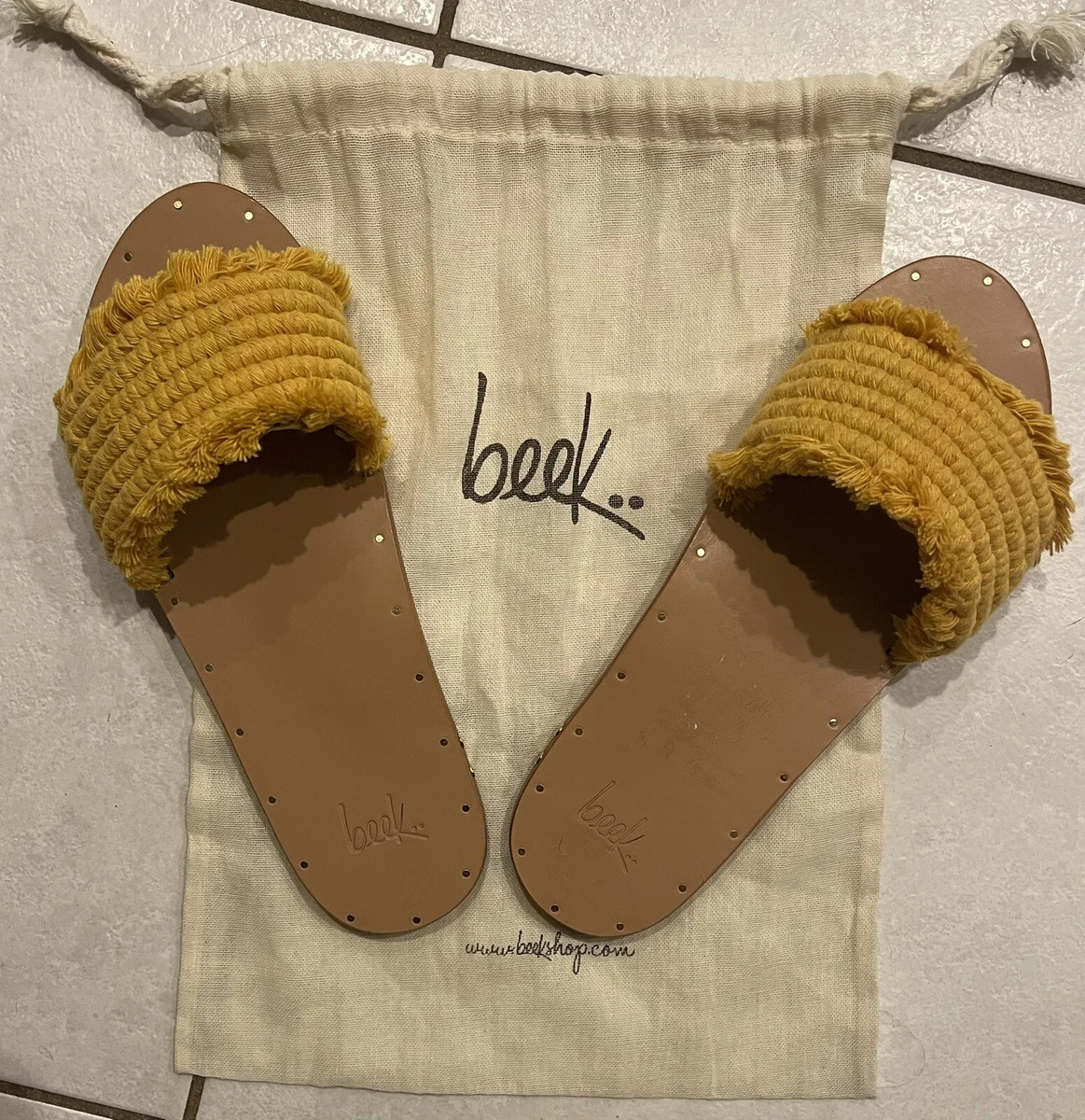 Sunflower slide shop sandals