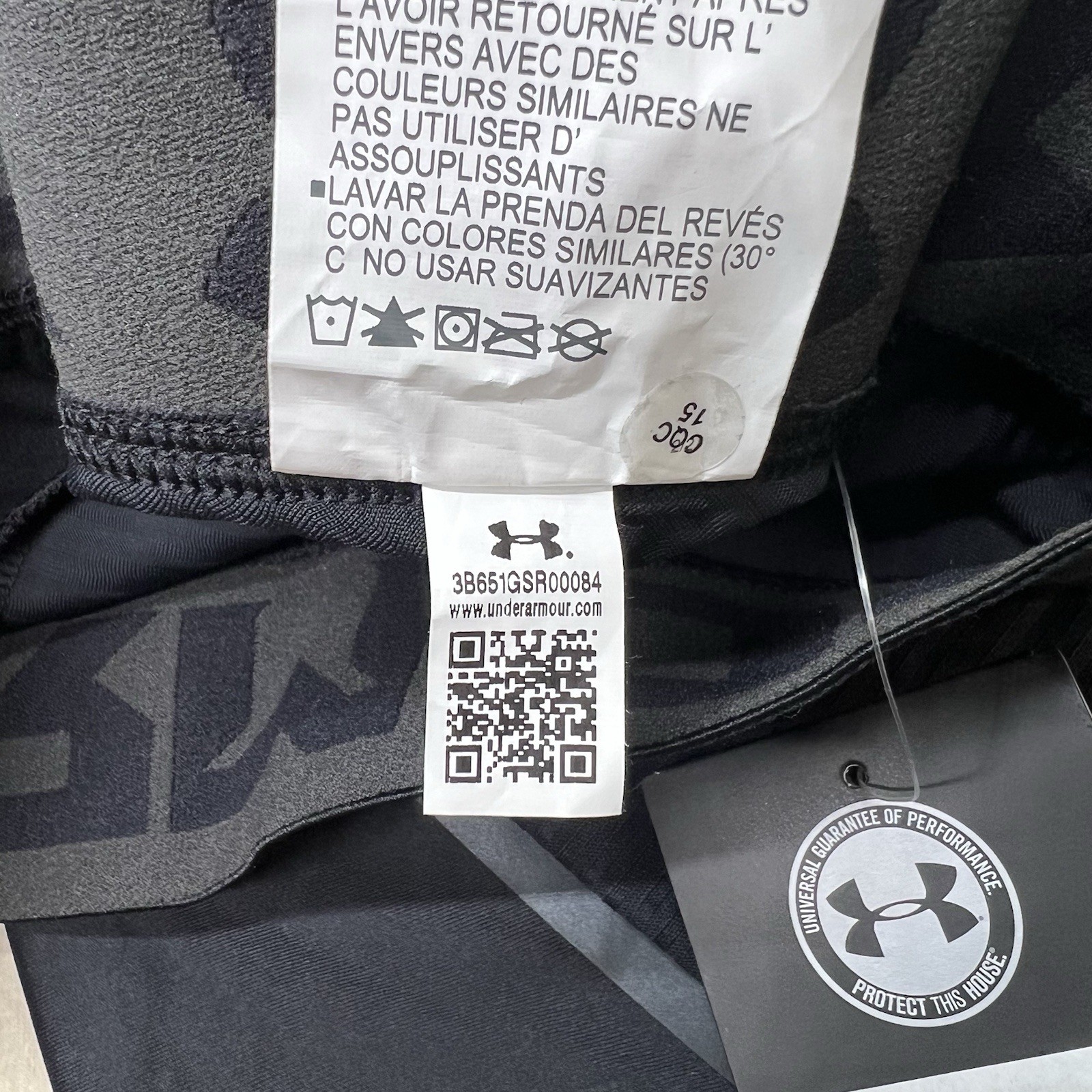 NEW Under Armour Core 3/4 Compression Pants 2XL Black Mens 1332079-001 thumbnail 9