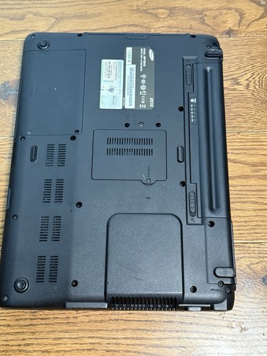 Samsung R510 15.6” Laptop – Intel Core 2 Duo T5750 – 4GB RAM ***No Charger** - Picture 3 of 15
