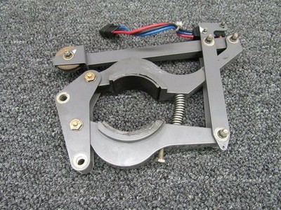 D110-1, D123-1, C006-2 Robinson R44II Main Rotor Brake Assy W/ Arms & Springs