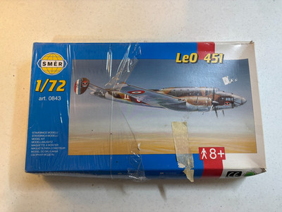 SMER 1/72 Scale Liore-et-Olivier LeO 451 Plastic Model Kit Ex Heller