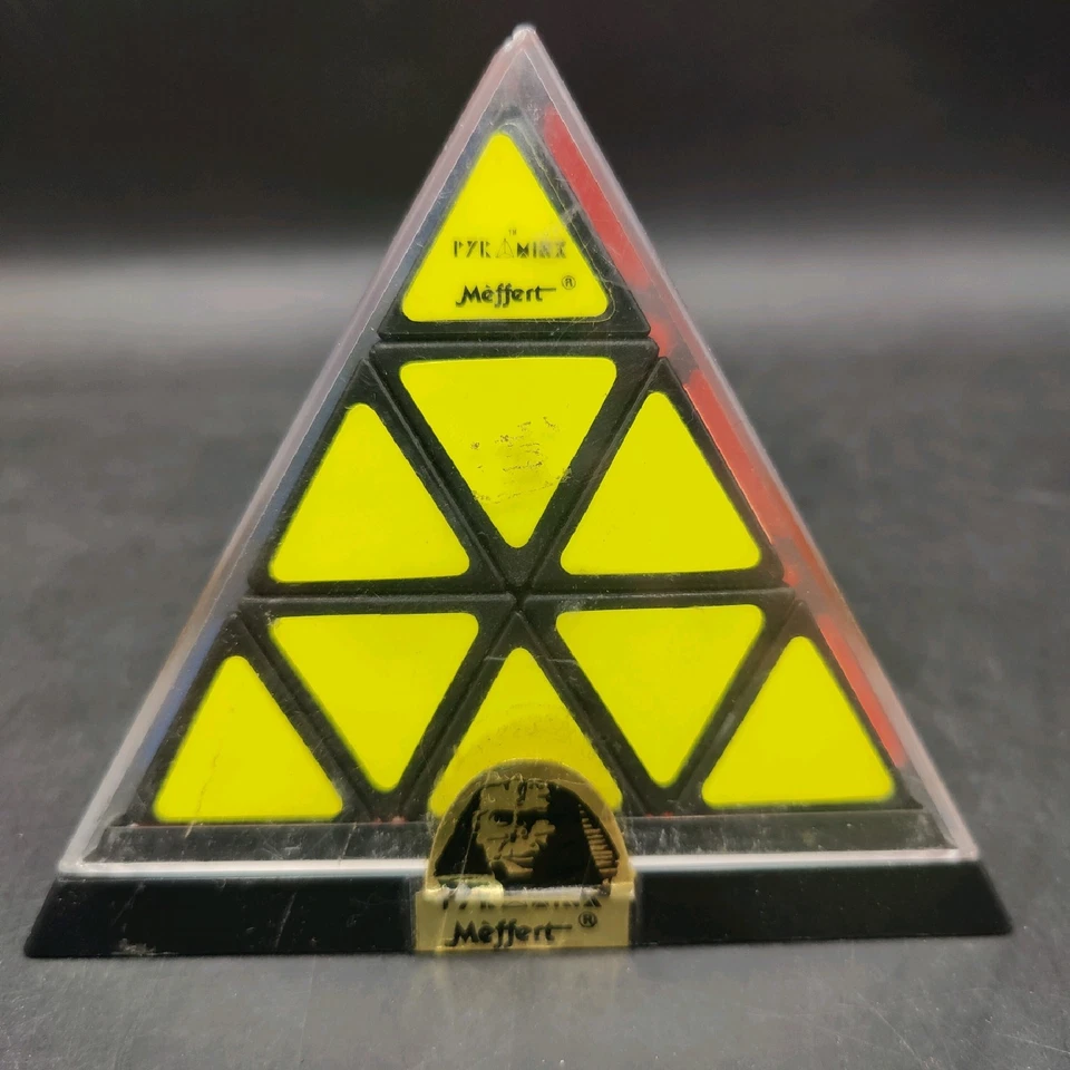 Pyraminx rompicapo piramide stile Rubik Worldwilde Hong Kong Rare - Imagen 2 de 4