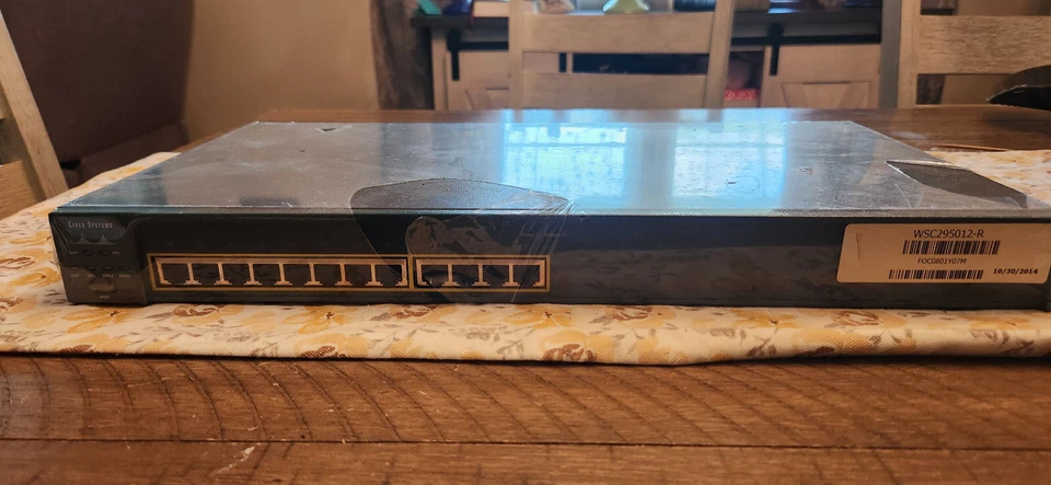 Cisco Switch/ WS-C2950-12 - Image 2 of 3