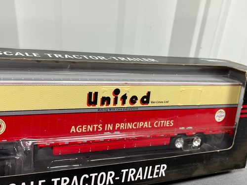 International Lonestar United Van Lines LTD. Truck & Trailer DCP 1:64 NIB 32443 - Picture 8 of 12