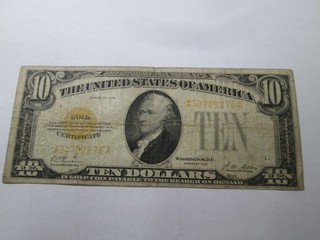 1928 $10 IN GOLD CERTIFICATE SMALL SIZE NOTE IN VERY GOOD CONDITION