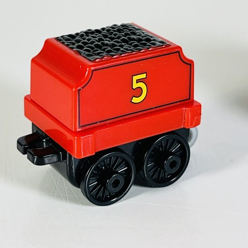 James and Gordon Tender Cars Thomas the Train Pull Along Plastic Trackmaster - Picture 5 of 12
