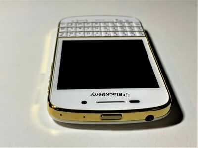BlackBerry Q10 - 16GB -GOLD / WHITE (Unlocked)- ON SALE !! Limited