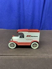 Ace Hardware ERTL Replica Ford Model "T" Van 1913 Diecast Bank 1:25 4th Edition