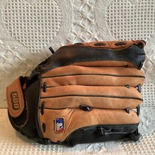 Wilson Baseball Glove A0502 P12 12" Left Hand Throw Flex Back Ultra Soft Lining