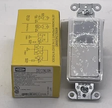 Hubbell StyleLine Illuminated Nightlight Decorator Switch 20A WHITE DS120NLWH