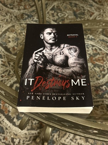 It Destroys Me: A Forbidden Dark Romance by Penelope Sky Betrayal Book 6 (New) - 第 3/7 張圖片