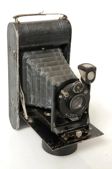 Camera de poche - Carl Zeiss Contessa Nettel Piccolette