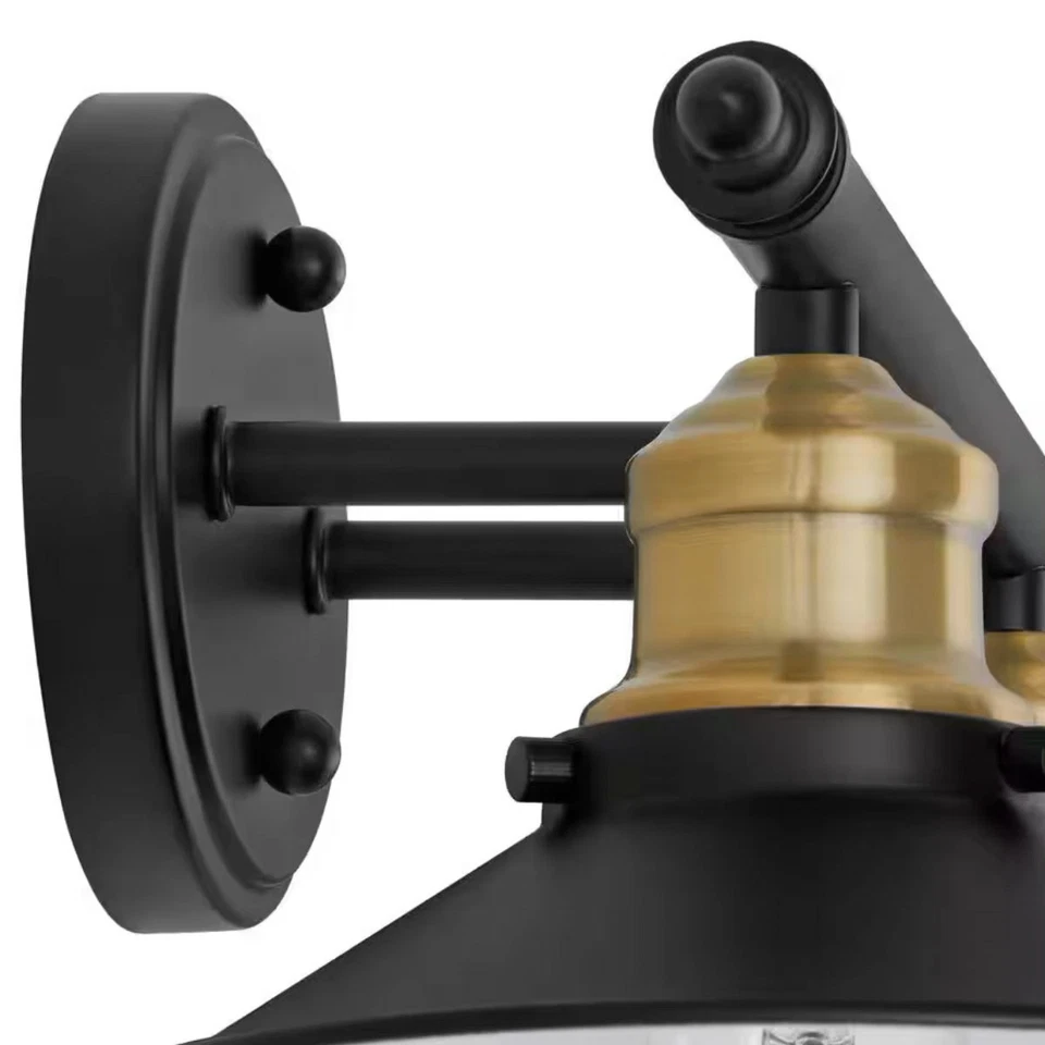 Luz de tocador Hampton Bay Glenhurst 25" 3 luces negra y latón con pantallas metálicas Foto 2 de 4