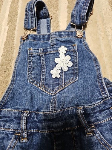 Girls Sz 6x Jordache Bib Shortalls Beaded, Embroidered - Picture 7 of 11
