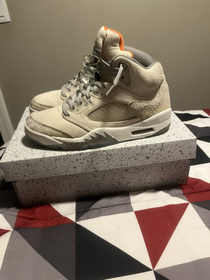 Air Jordan 5 Retro SE Craft Light  Orewood Brown 