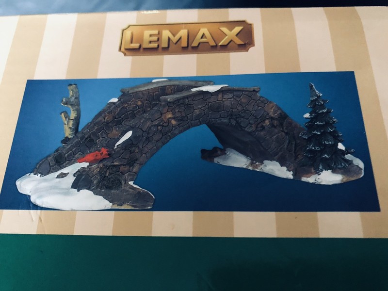 Snowy Snow Olde Stone Bridge Lemax 03328 Christmas Village Piece