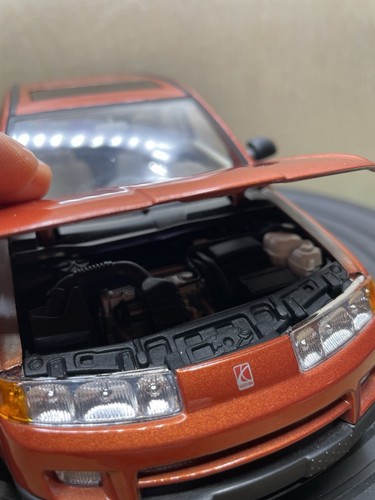 GATE 2001 Diecast Orange Saturn Vue (!!!) 1/18th Model - Picture 15 of 16