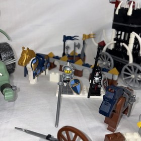 LEGO Castle 5618, 7009, 7038,7092, 97% completed with Instructions see details 