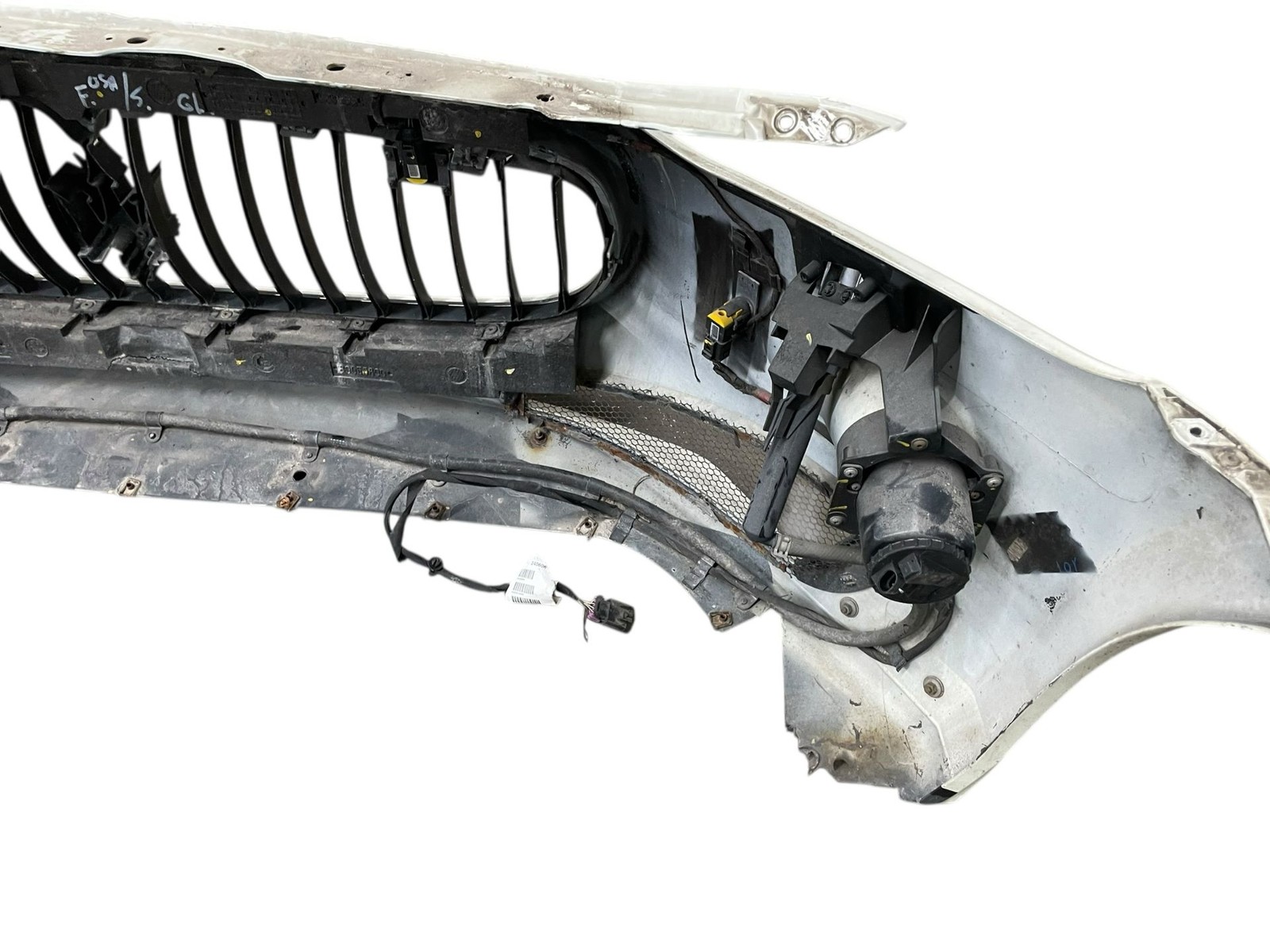 2008 - 2016 MASERATI GRANTURISMO 4.7L RWD FRONT BUMPER GRILLE COVER *DAMAGED*