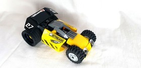 LEGO &reg; Racer 8490 desert hopper with pull-back motor