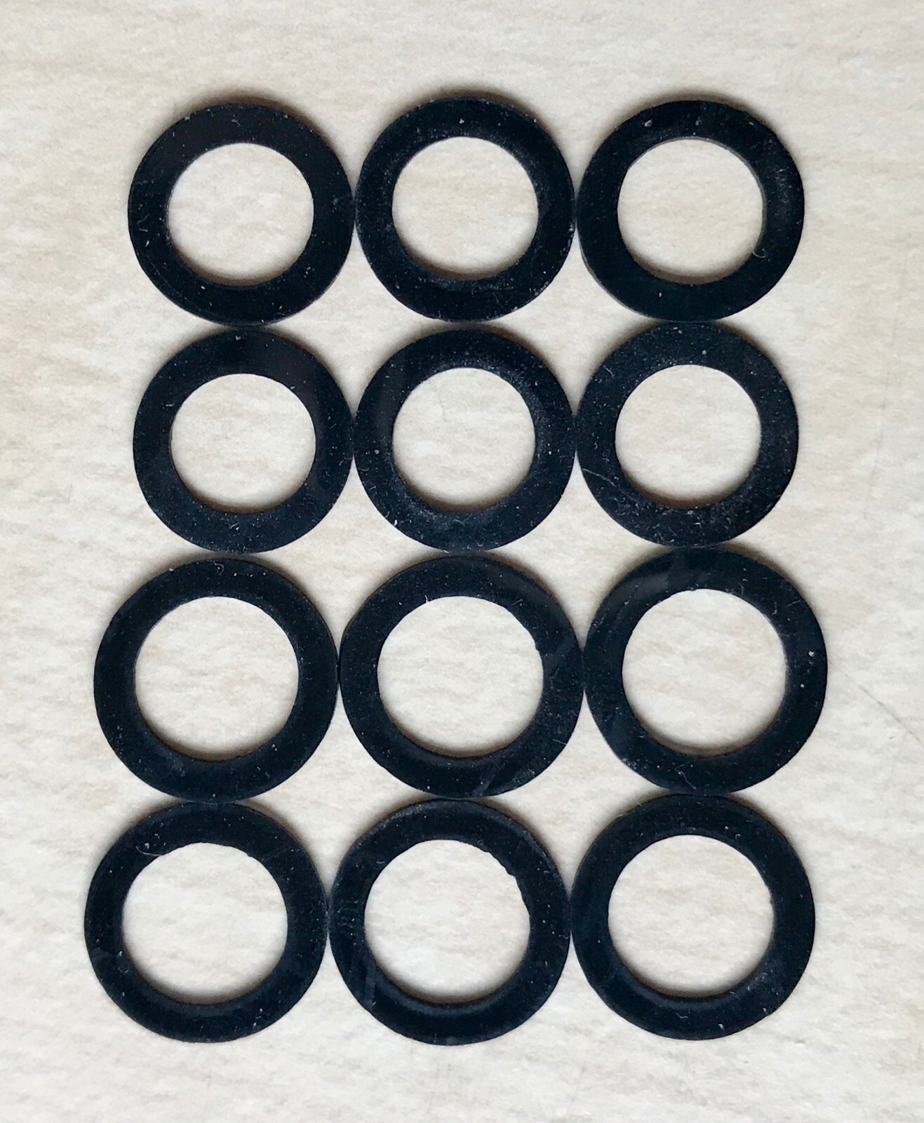 TRACTION TYRES FOR LIMA LOCOMOTIVES, YOU CHOOSE.